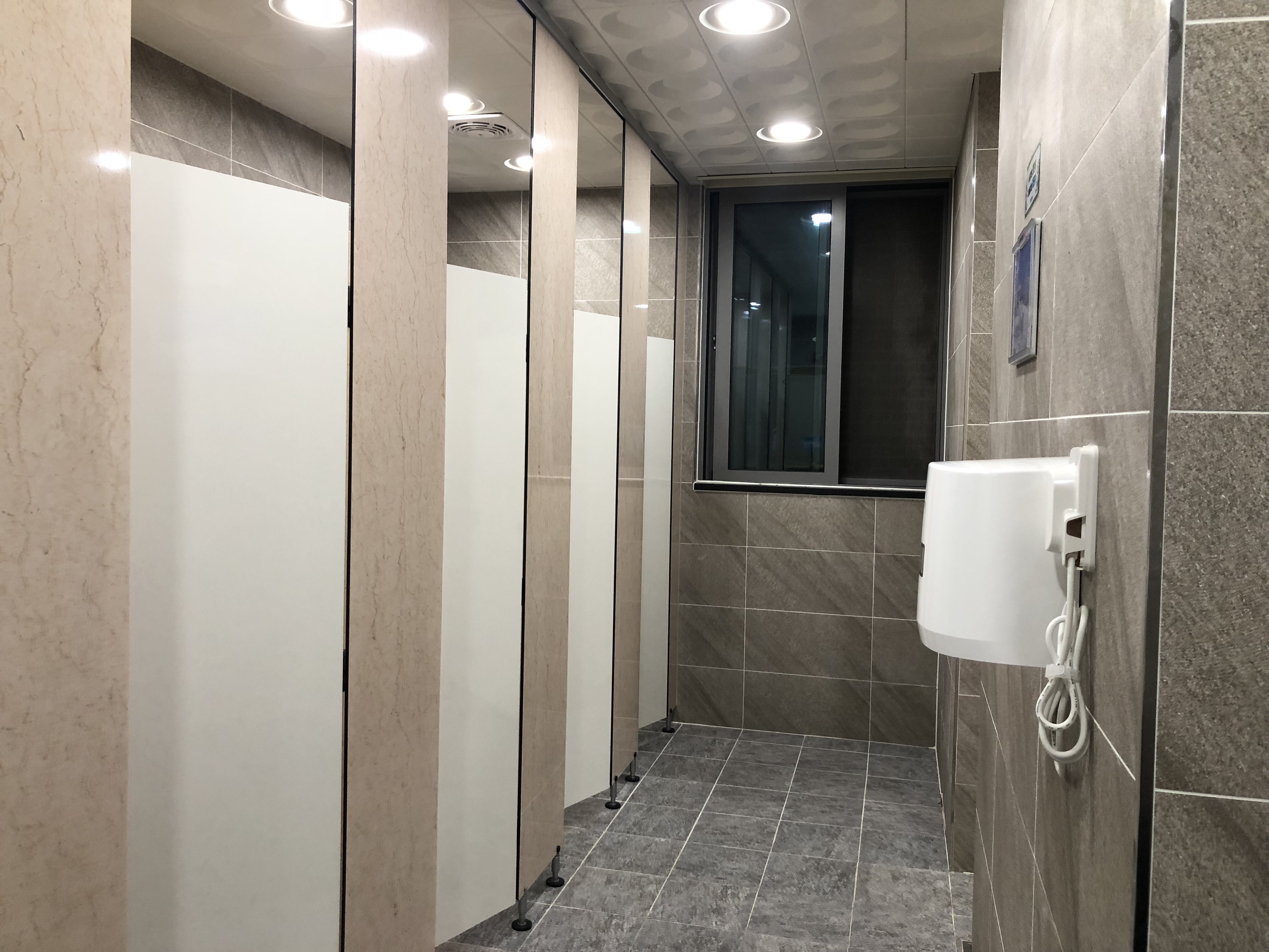 호텔아젤리아 화장실 사진1